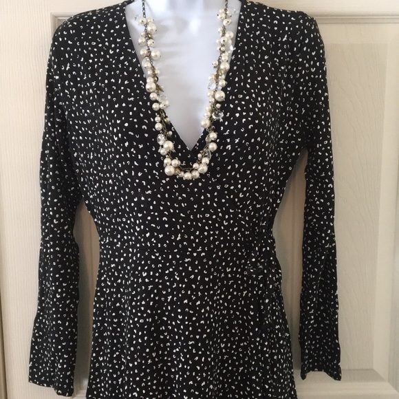Gorgeous black and white animal print wrap dress - Picture 2 of 9